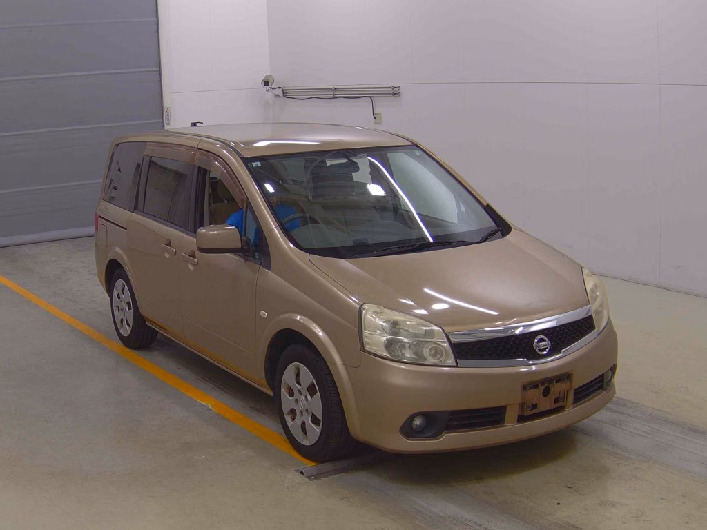 NISSAN LAFESTA