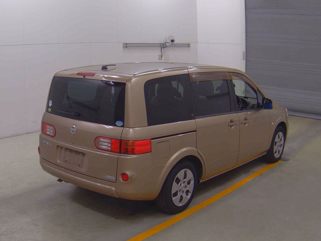 NISSAN LAFESTA