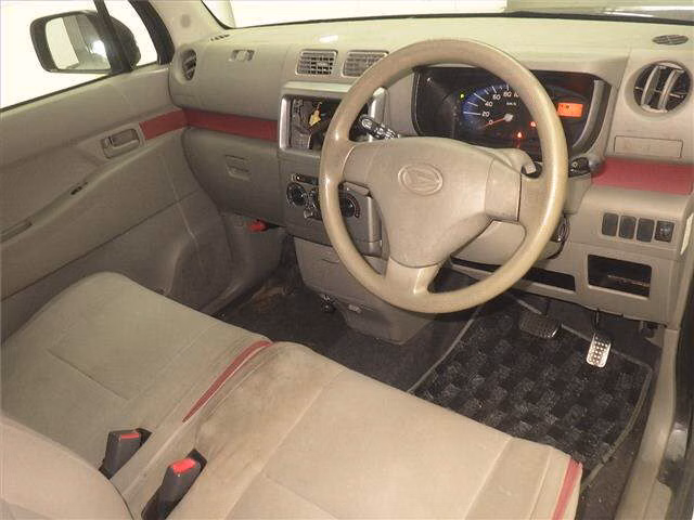 DAIHATSU MOVE CONTE