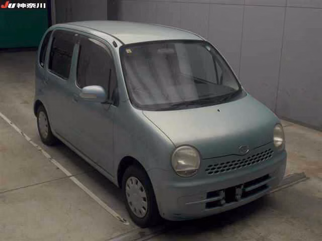 DAIHATSU MOVE LATTE