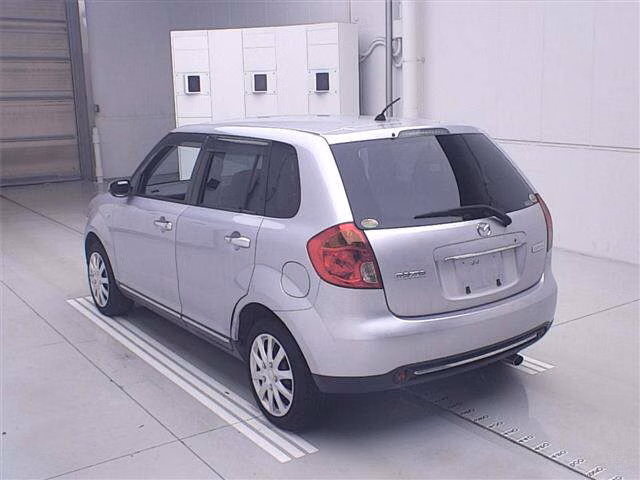 MAZDA VERISA