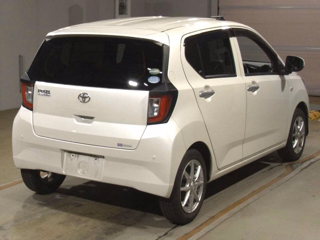 TOYOTA PIXIS EPOCH