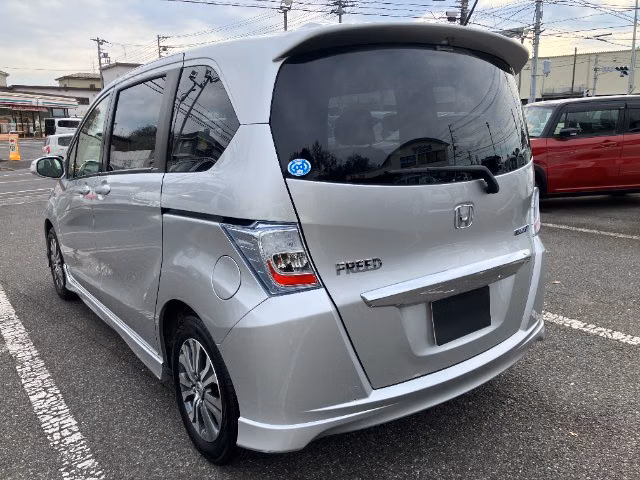 HONDA FREED
