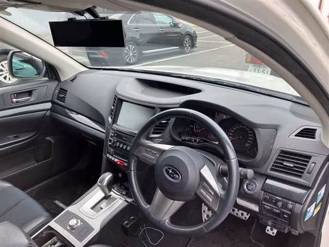 SUBARU LEGACY