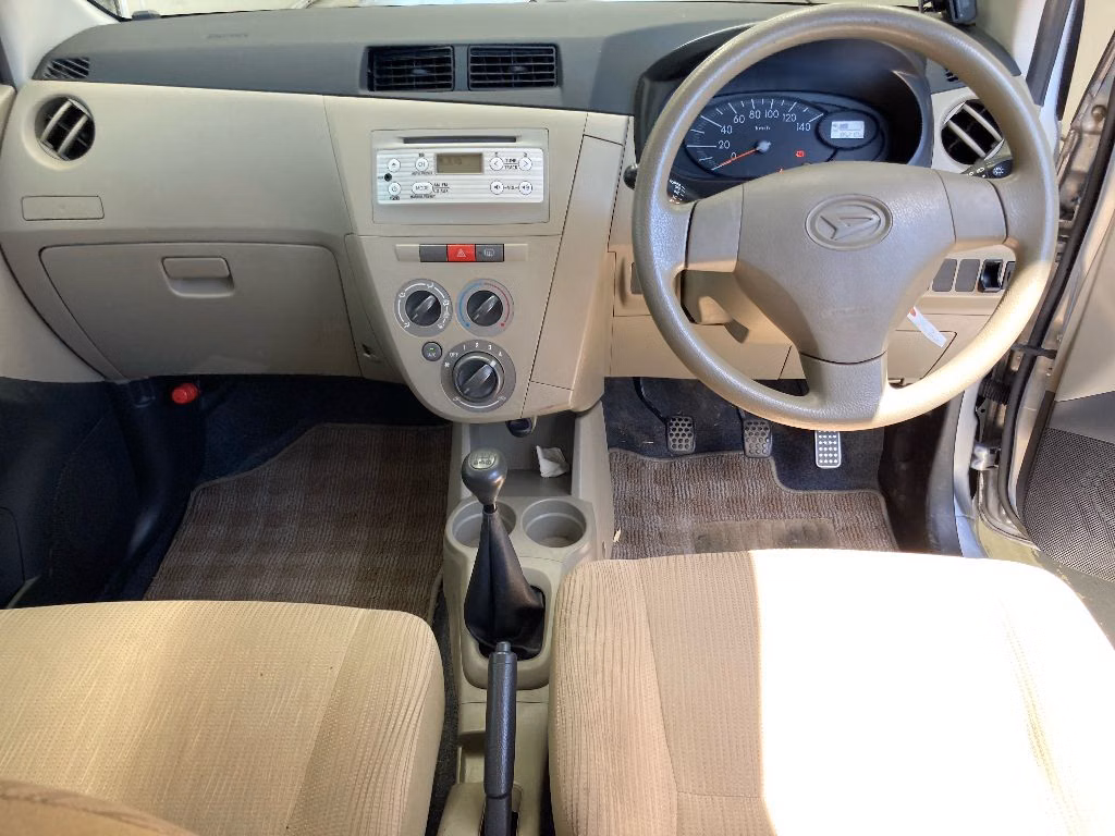 DAIHATSU MIRA