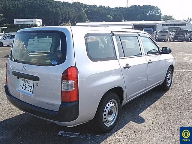 MAZDA FAMILIA