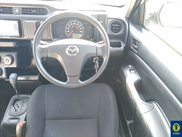 MAZDA FAMILIA
