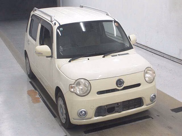 Daihatsu Mira Cocoa