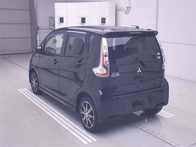 MITSUBISHI EK CUSTOM