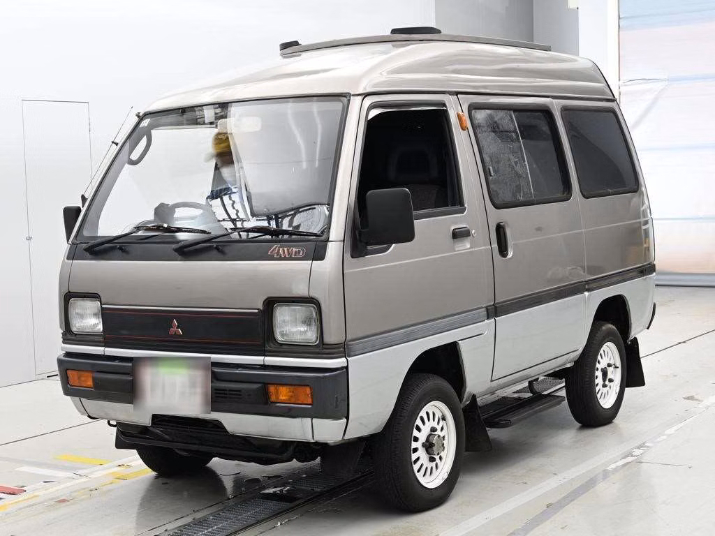 MITSUBISHI BRAVO