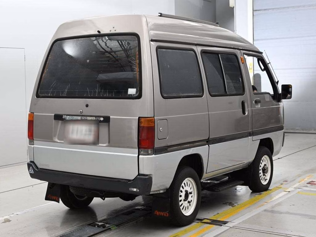 MITSUBISHI BRAVO