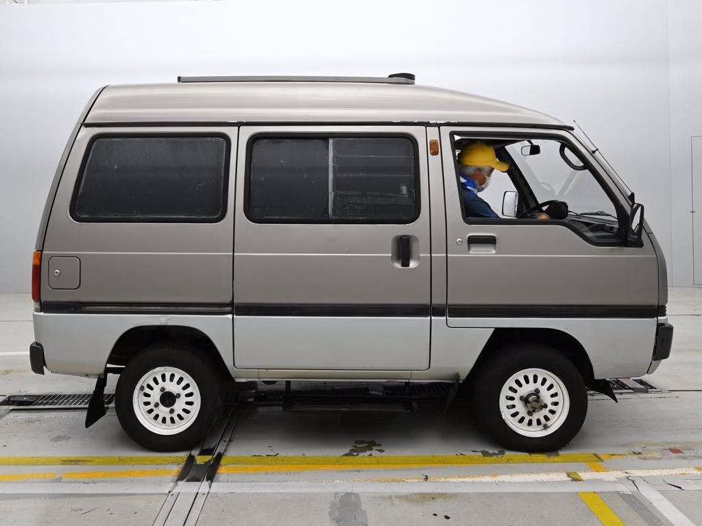 MITSUBISHI BRAVO