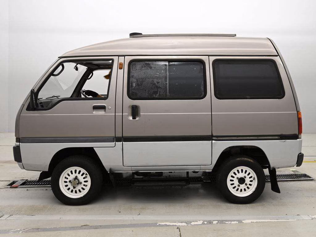 MITSUBISHI BRAVO