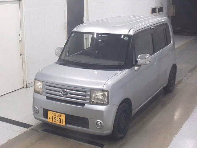 DAIHATSU MOVE CONTE