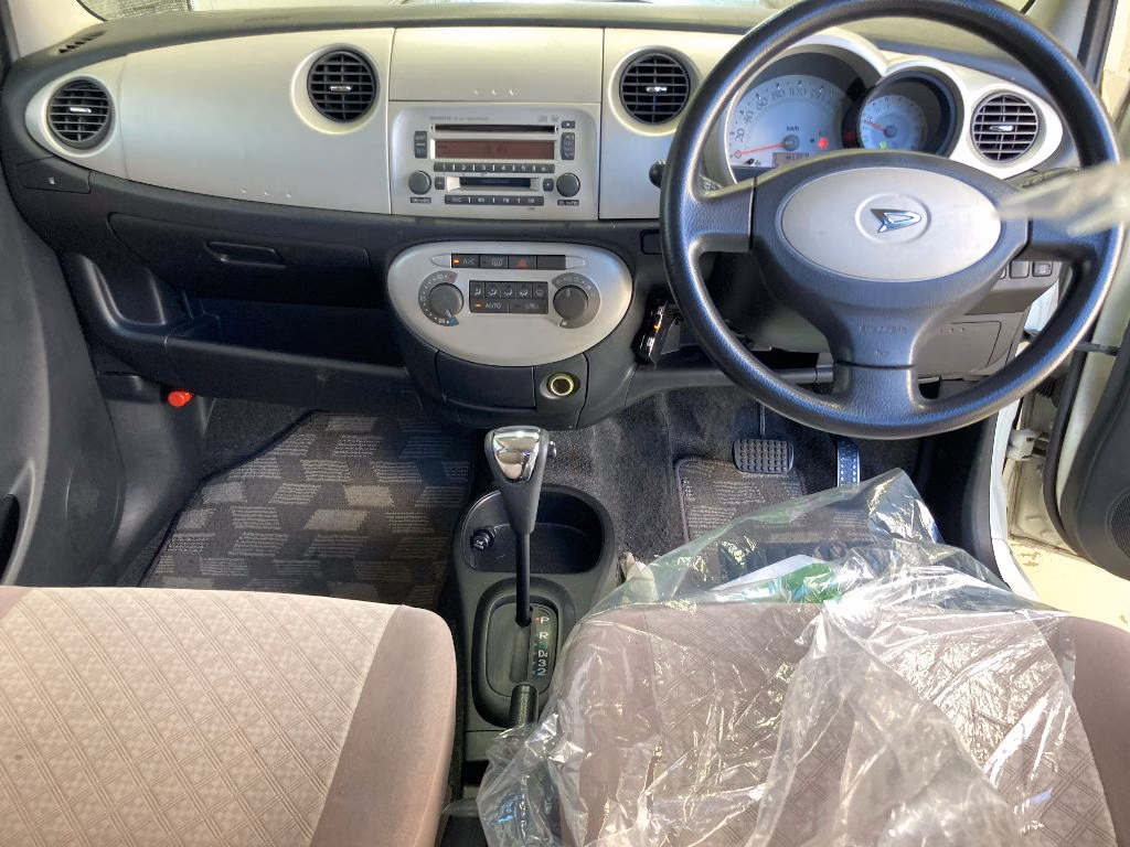 DAIHATSU MIRA GINO