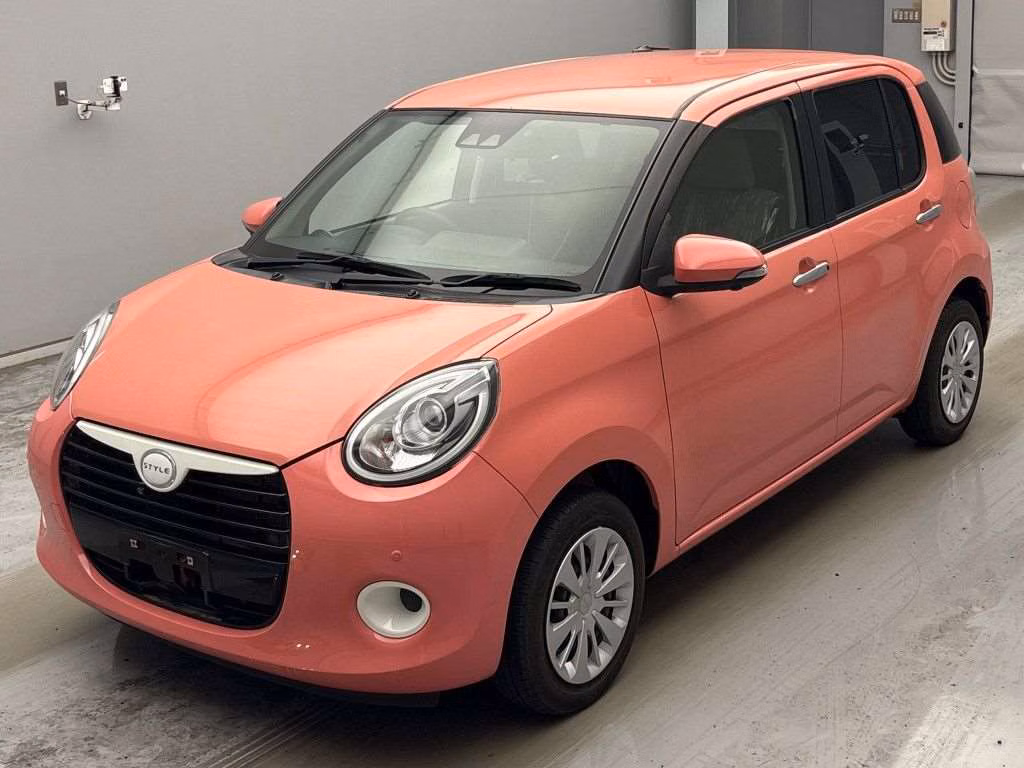 DAIHATSU BOON