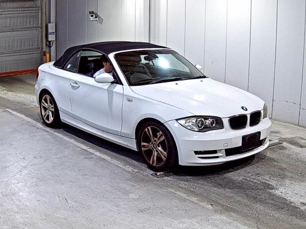 BMW 1-SERIES