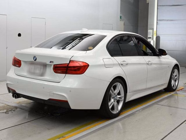 BMW 3-SERIES