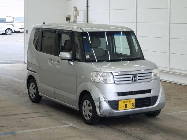 HONDA N-BOX