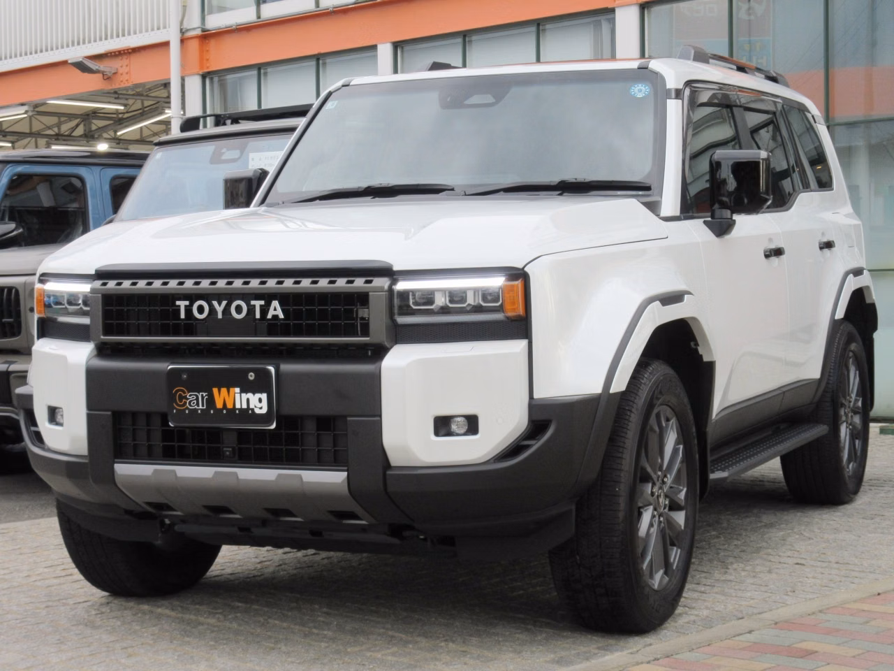 TOYOTA LAND CRUISER PRADO