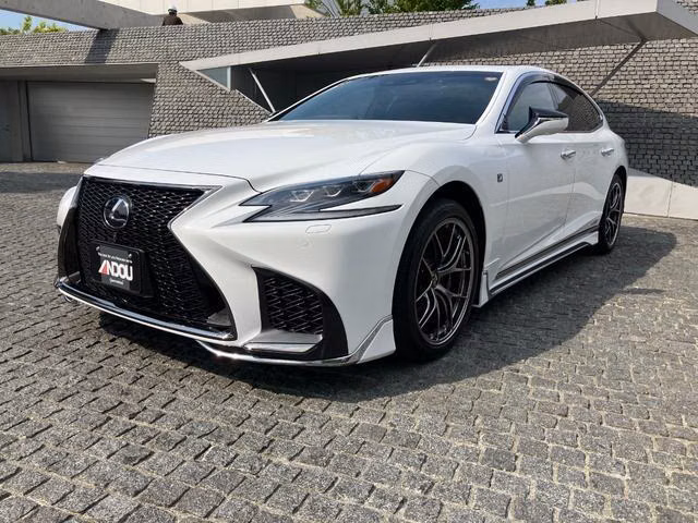 Lexus LS500h