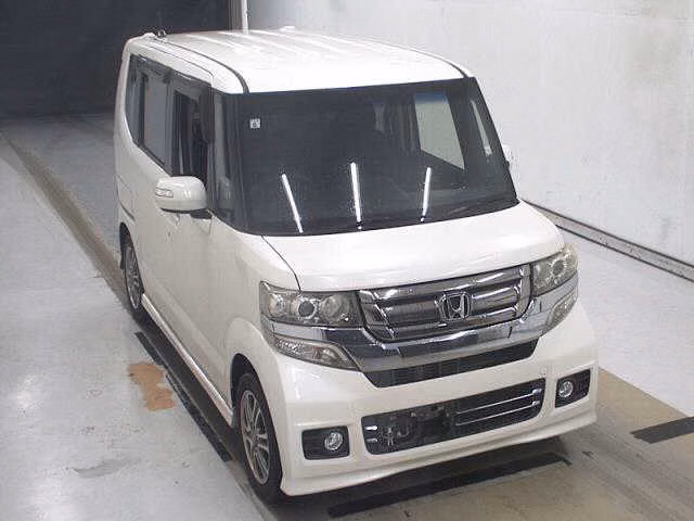HONDA N-BOX