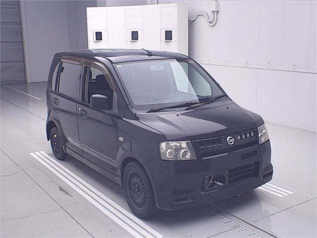 Nissan Otti