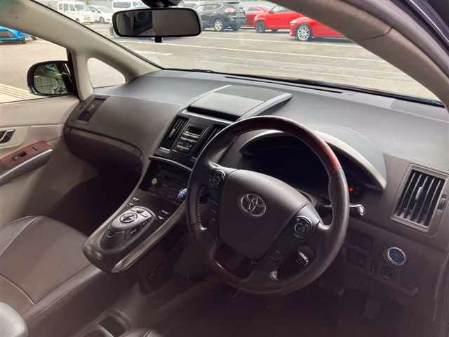 TOYOTA SAI