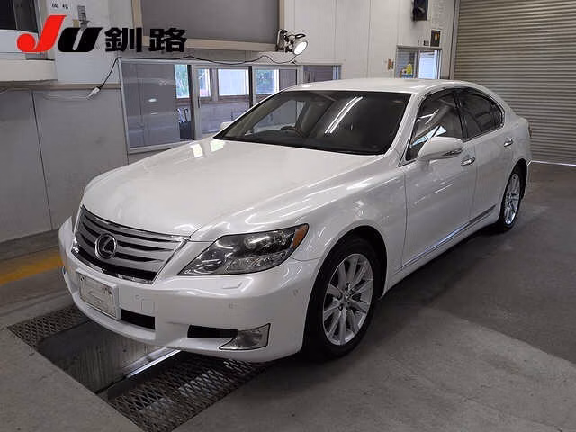 LEXUS LS600H