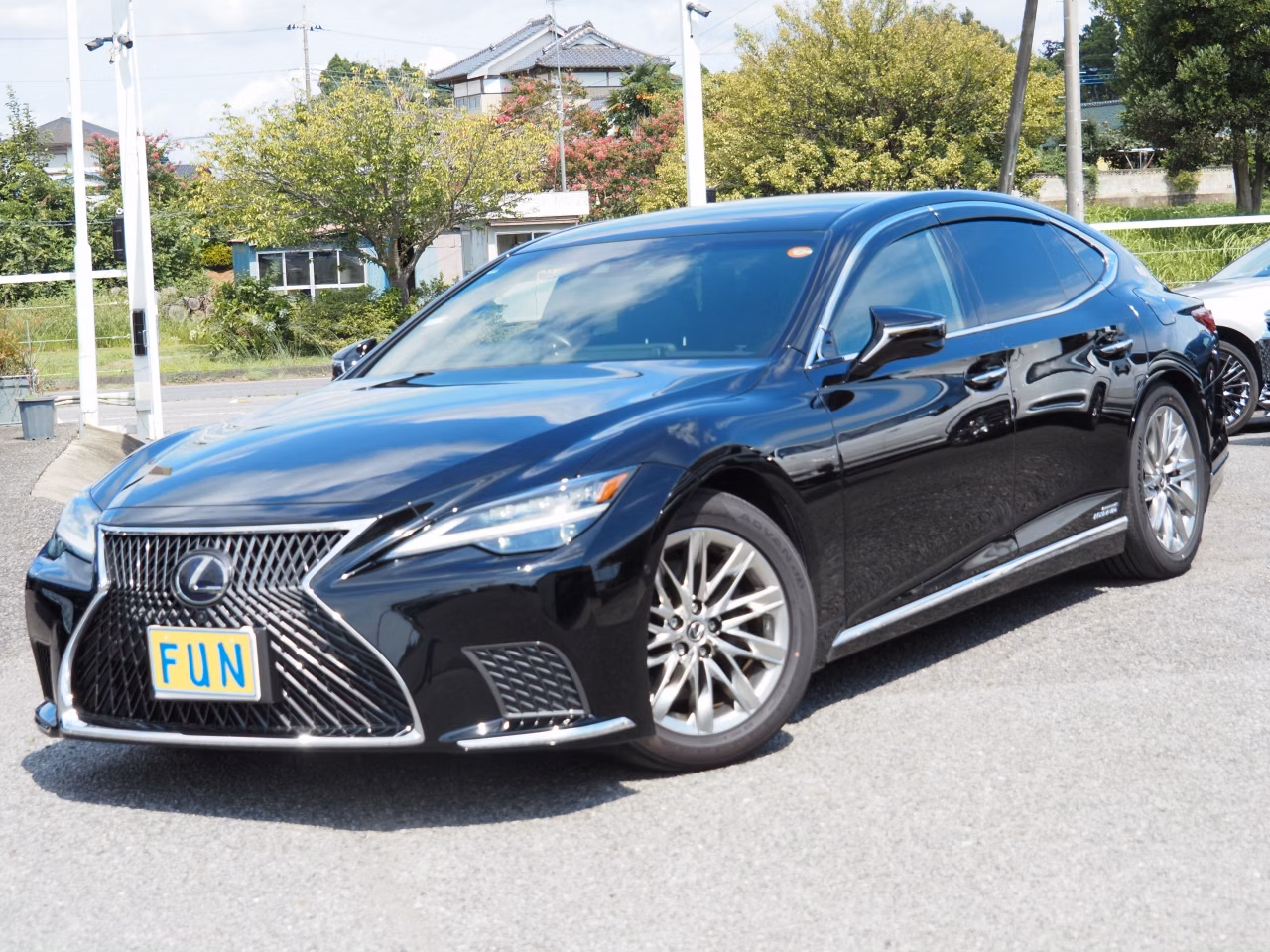 Lexus LS500h
