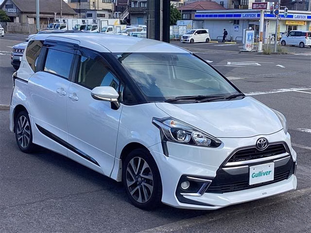 TOYOTA SIENTA