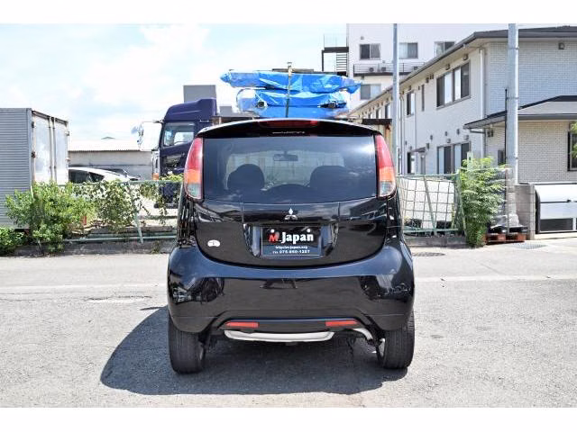 MITSUBISHI I