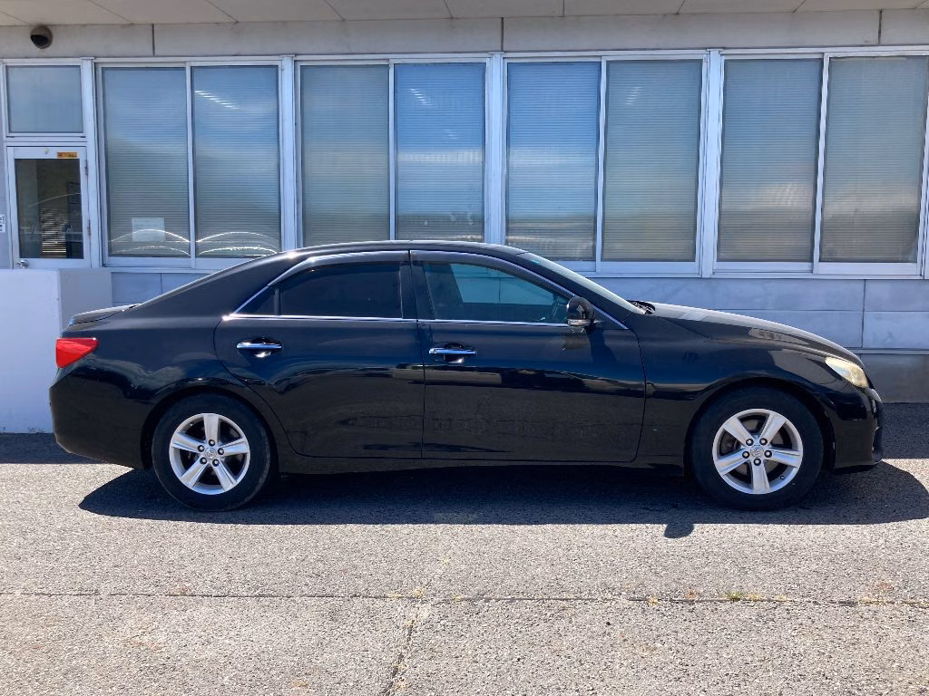 TOYOTA MARK X