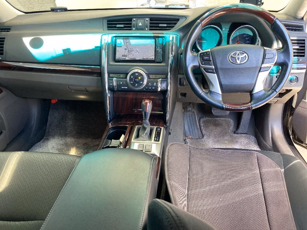 TOYOTA MARK X
