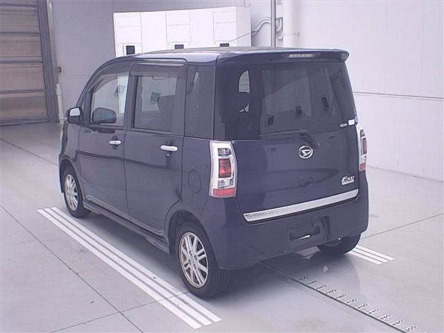DAIHATSU TANTO EXE