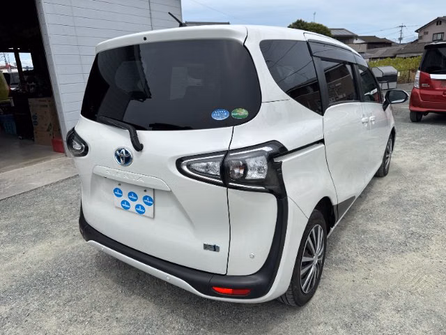 TOYOTA SIENTA