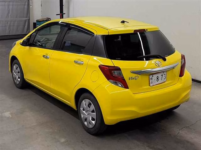 TOYOTA VITZ