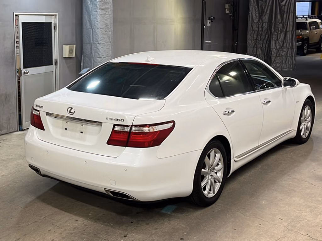 LEXUS LS460