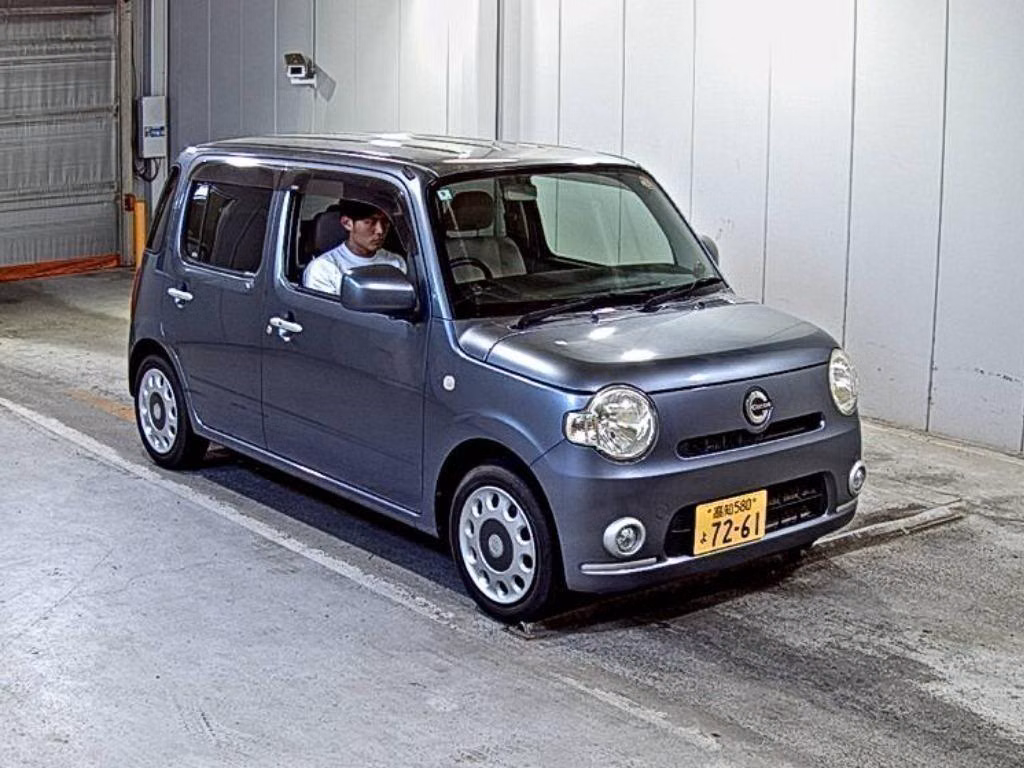Daihatsu Mira Cocoa