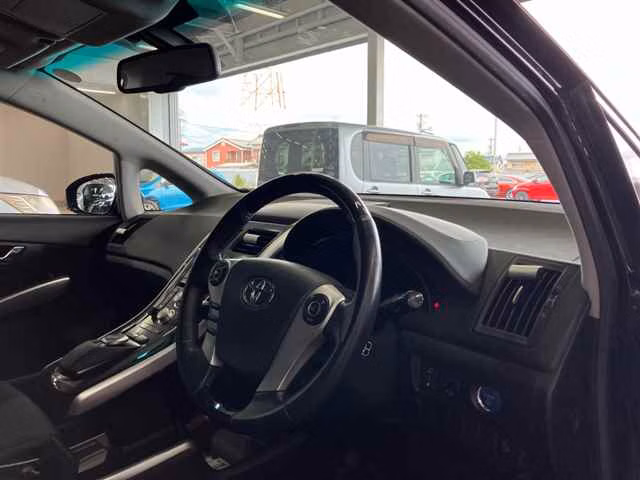 TOYOTA SAI