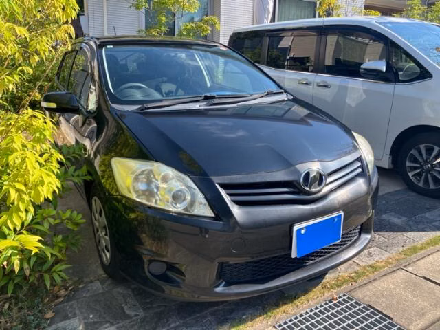 TOYOTA AURIS