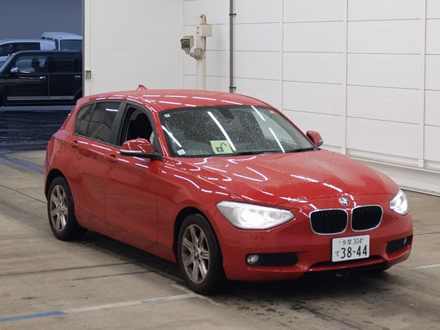 BMW 1-SERIES