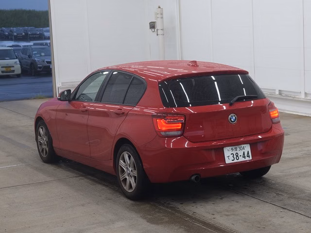 BMW 1-SERIES