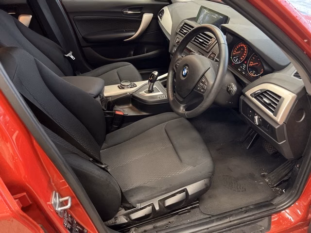 BMW 1-SERIES