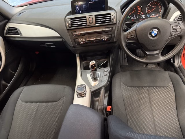 BMW 1-SERIES