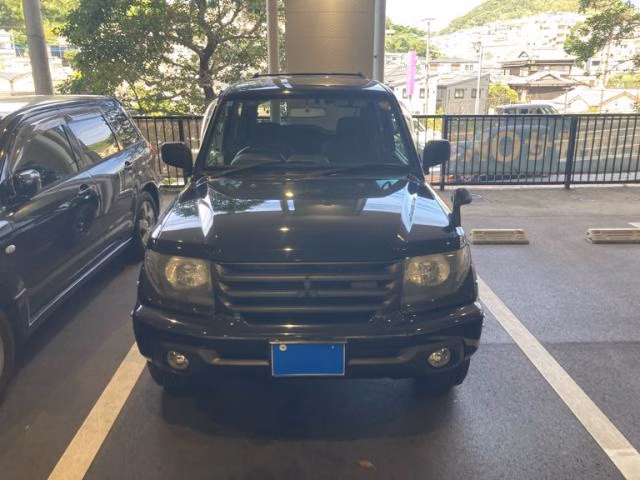 Mitsubishi Pajero iO