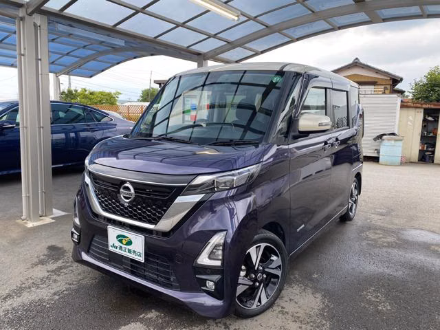 NISSAN ROOX