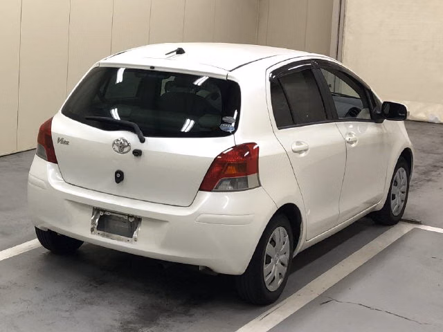 TOYOTA VITZ