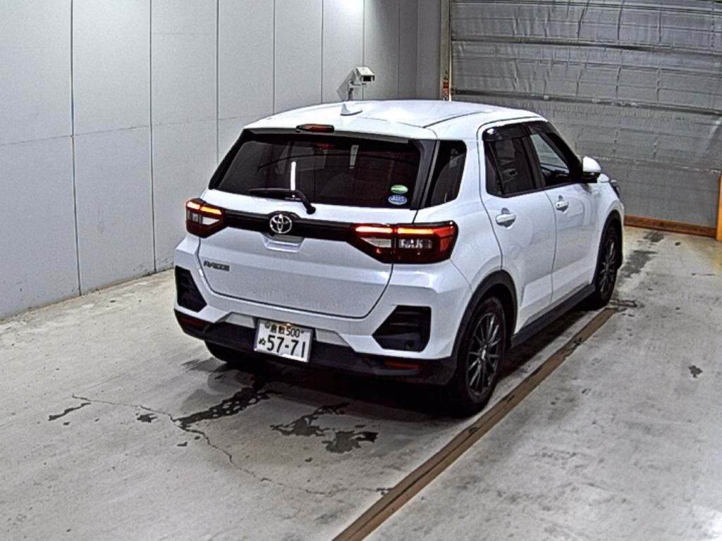 TOYOTA RAIZE