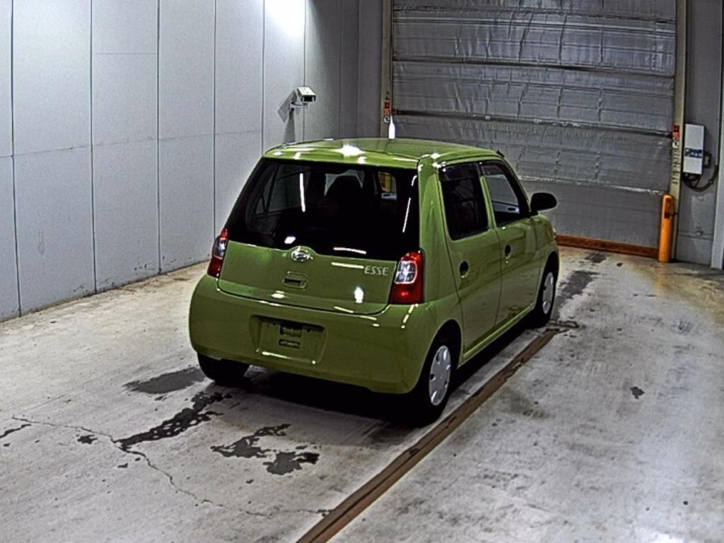 DAIHATSU ESSE